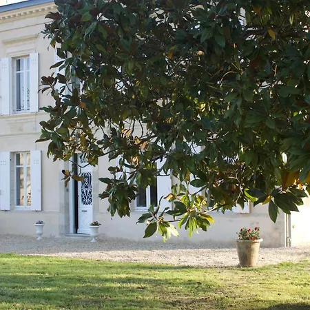 Domaine Cazenave Bed and Breakfast